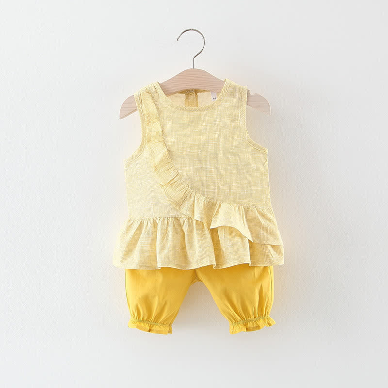 Baby Ruffled Blouse and Capri Pants Set