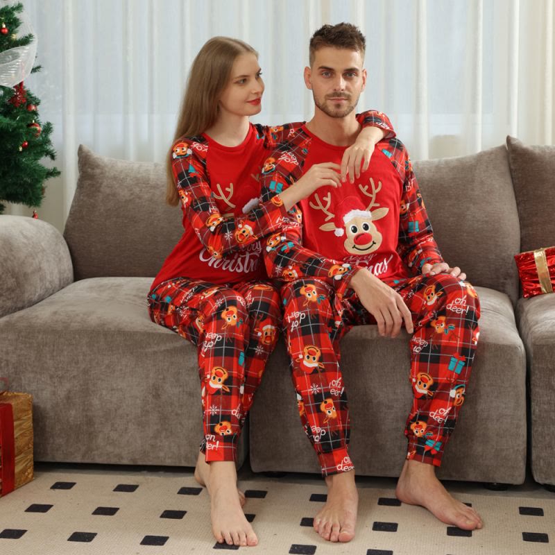 MERRY CHRISTMAS Family Matching Pajamas Set