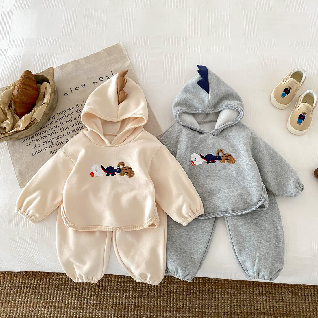 Baby Dinosaur Hooded Sweatsuit 2 Pieces Set