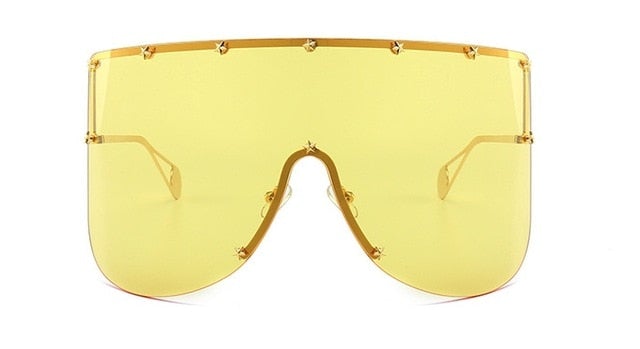 Star Rivet Oversized Frame Sunglass