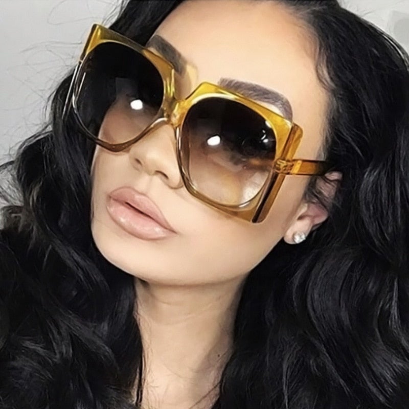 Gradient Elegant Oversized Square Sunglass