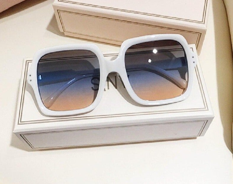 Retro Gradient Oversized Square Sunglasses